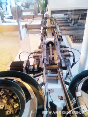 全自動(dòng)IDC光纖通信360旋轉(zhuǎn)6色大型移印機(jī) 東莞市力天機(jī)械的專業(yè)制造